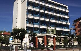 Hotel Bristol